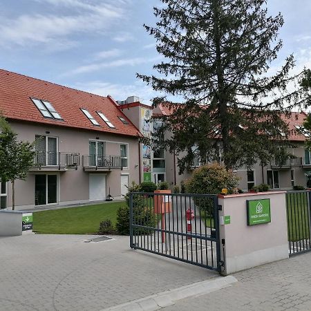 Kapitany Apartman Apartment Siofok Exterior photo
